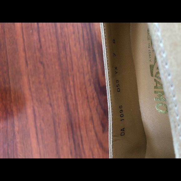 Salvatore Ferragamo Square Pumps Heels - Picture 12 of 16